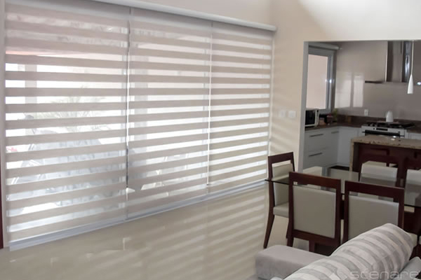 Ambiente com persiana double vision branca em apartamento de Porto Alegre